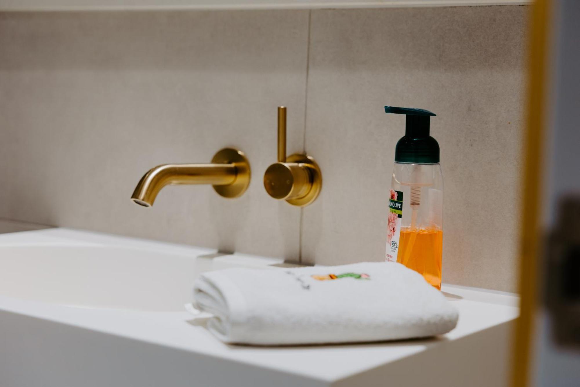 Skyone Lux 2Bed Room Aprt In Boxhill With Car Park Box Hill Buitenkant foto